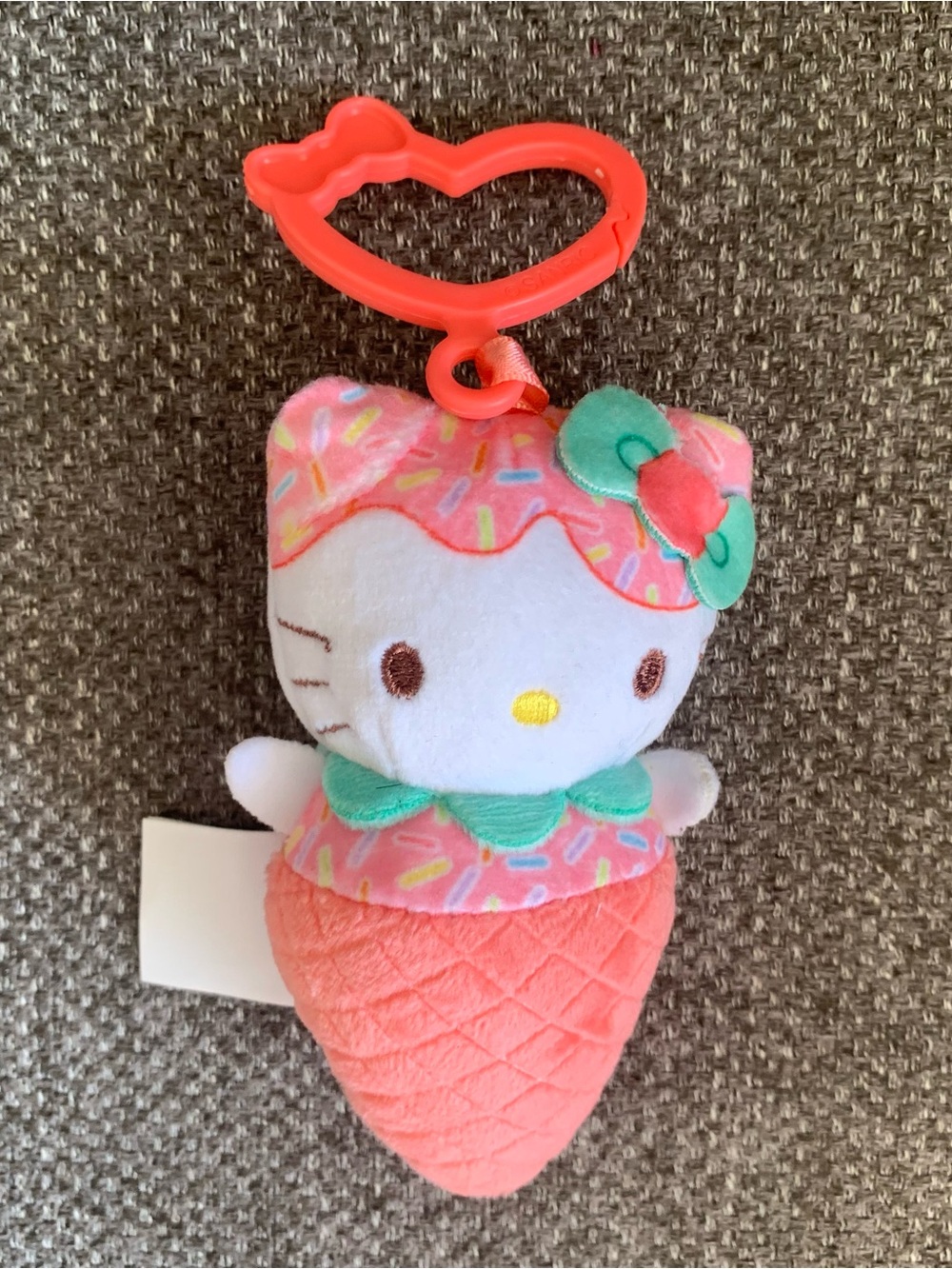 BN Hello Kitty and Friends 12cm Ice cream Plush Keychain Pendant Hello Kitty